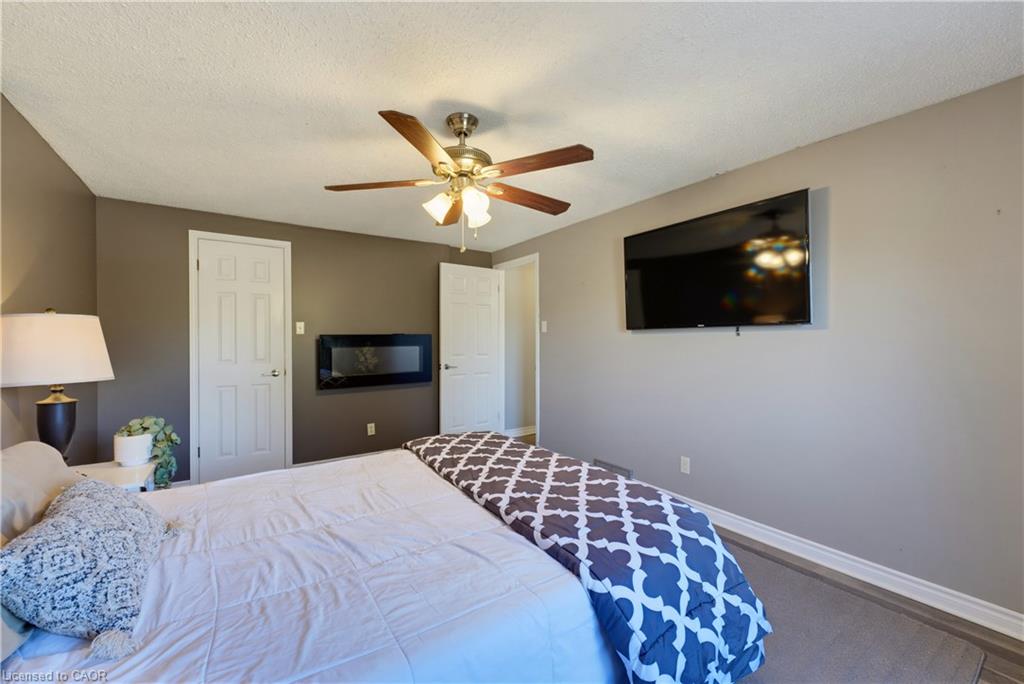 74 Stirling Macgregor Drive Property Photo 13