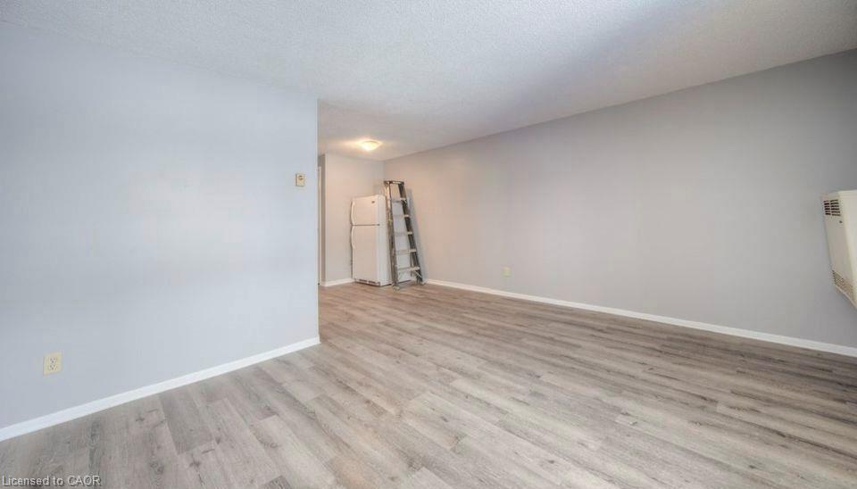 3-1200 Courtland Avenue Property Photo 7