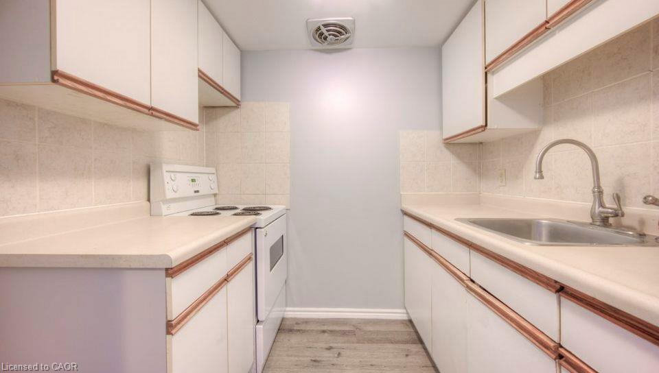 3-1200 Courtland Avenue Property Photo 10