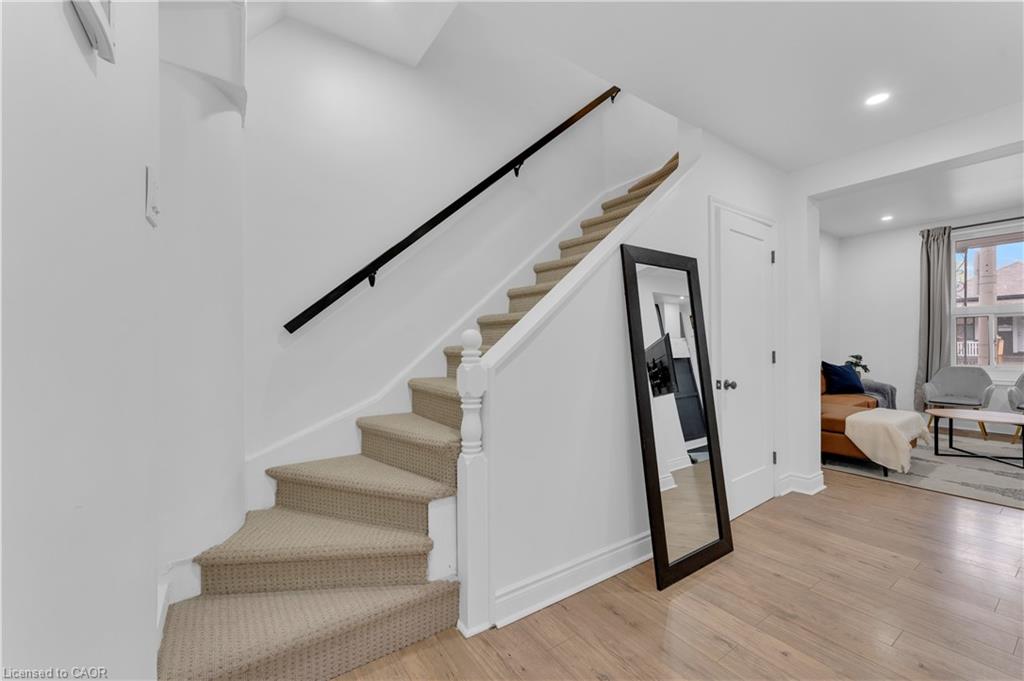 237 West Avenue N Property Photo 3