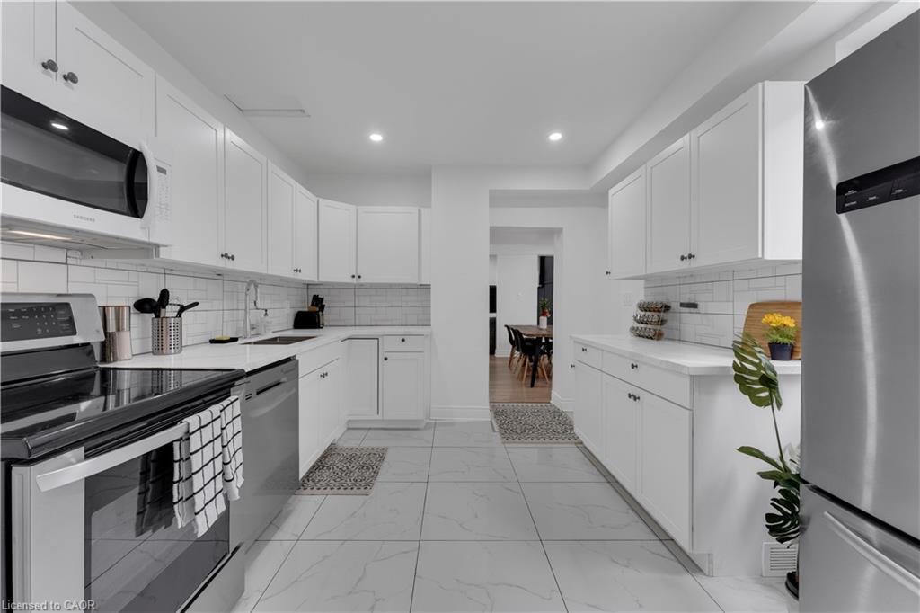 237 West Avenue N Property Photo 11