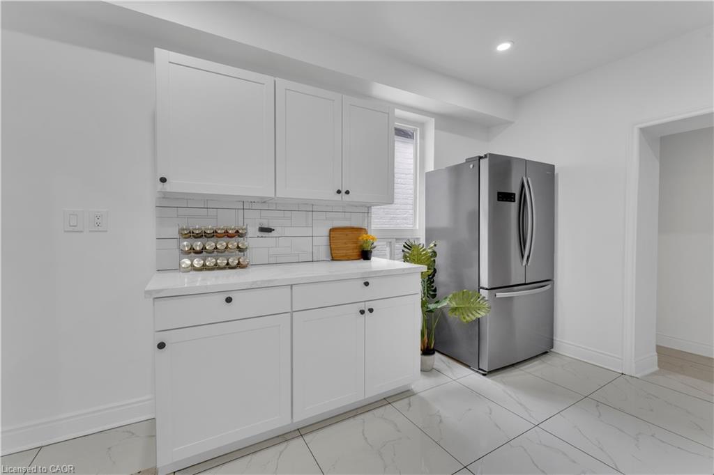 237 West Avenue N Property Photo 12