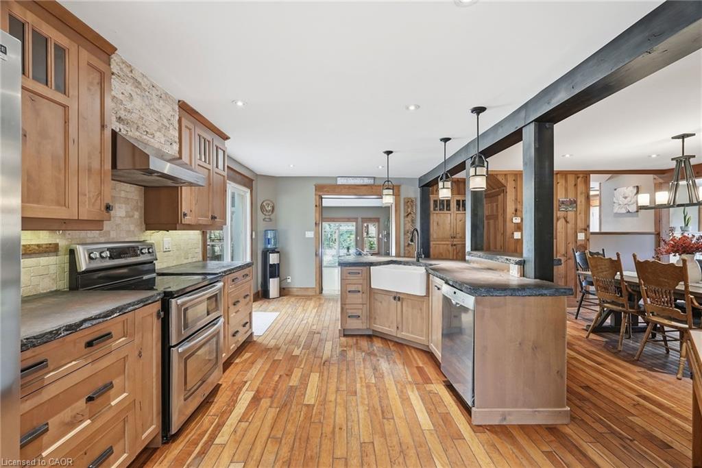 5849 Fifth Line Property Photo 17