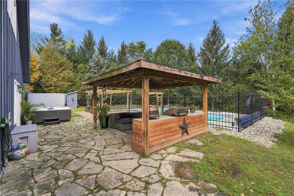 5849 Fifth Line Property Photo 36