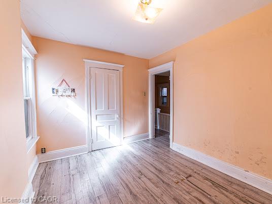 35 Sherman Avenue N Property Photo 19