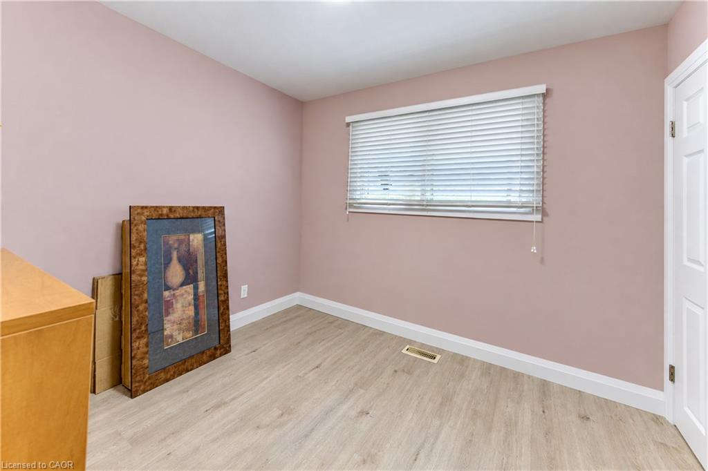 87 Bond Street Property Photo 20