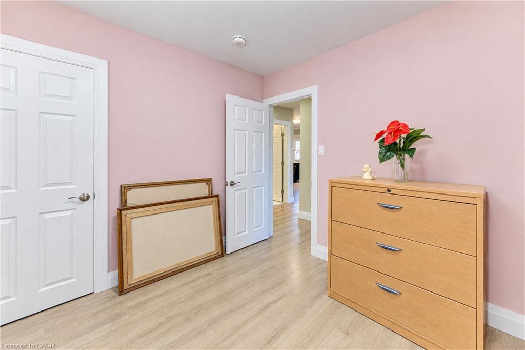 87 Bond Street Property Photo 21