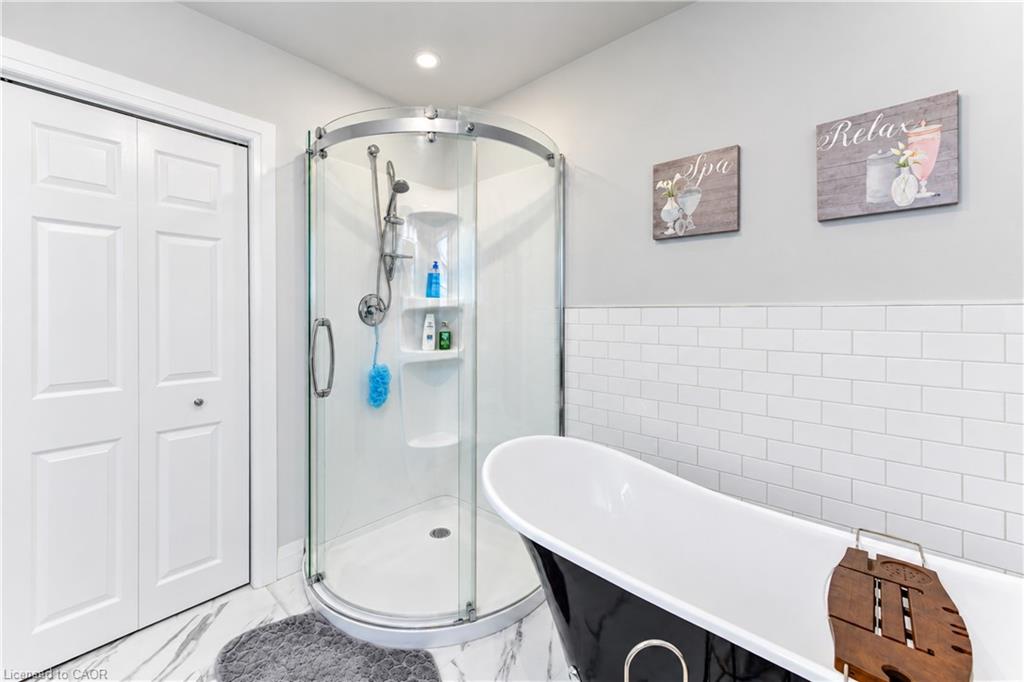 87 Bond Street Property Photo 23