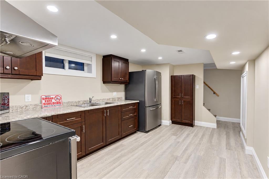 87 Bond Street Property Photo 26