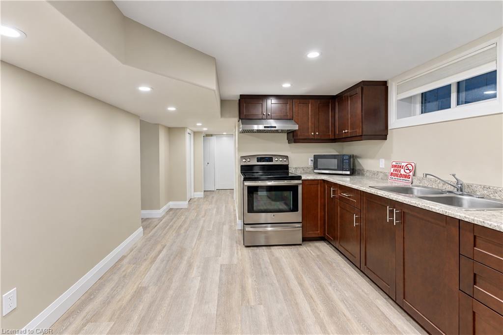 87 Bond Street Property Photo 29
