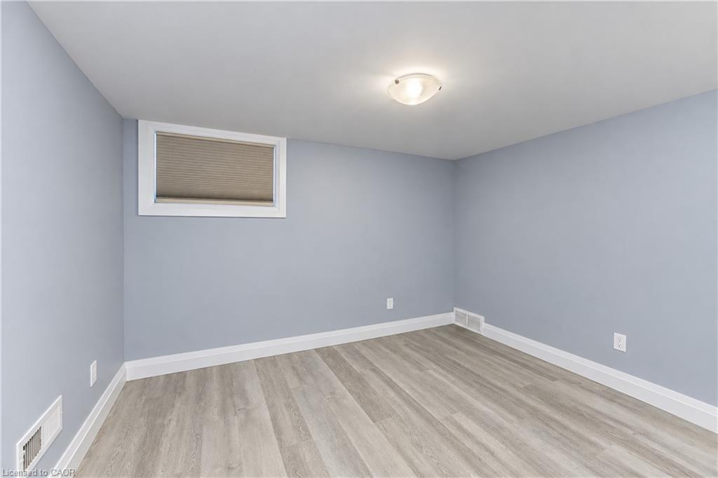 87 Bond Street Property Photo 39