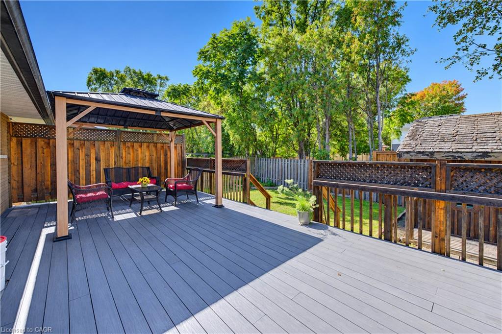 87 Bond Street Property Photo 43