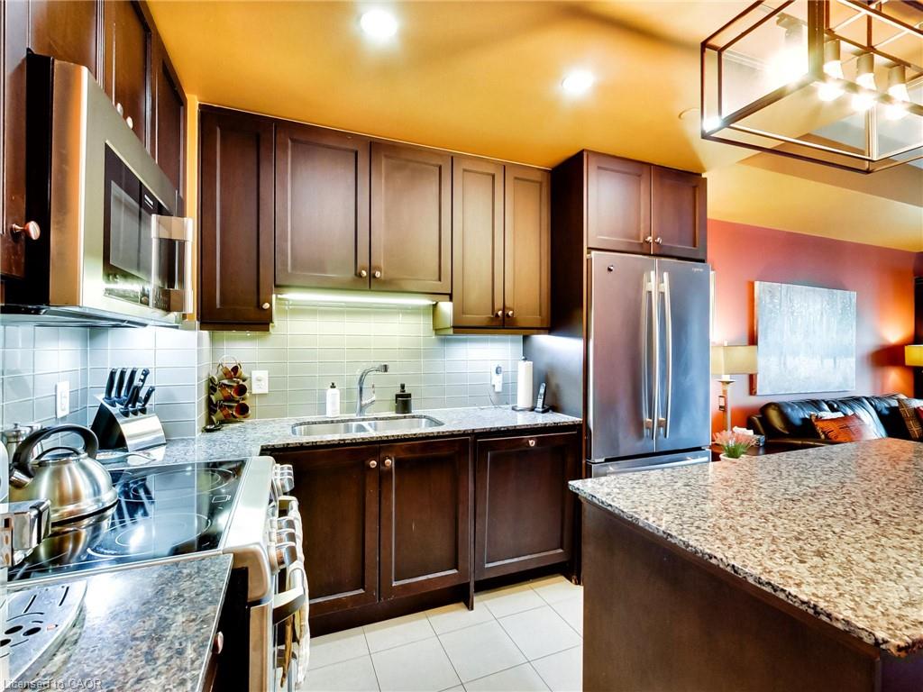 306-11 Bronte Road Property Photo 12