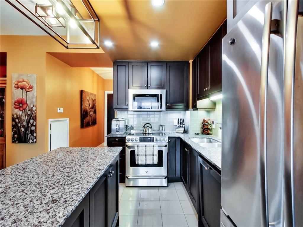 306-11 Bronte Road Property Photo 16