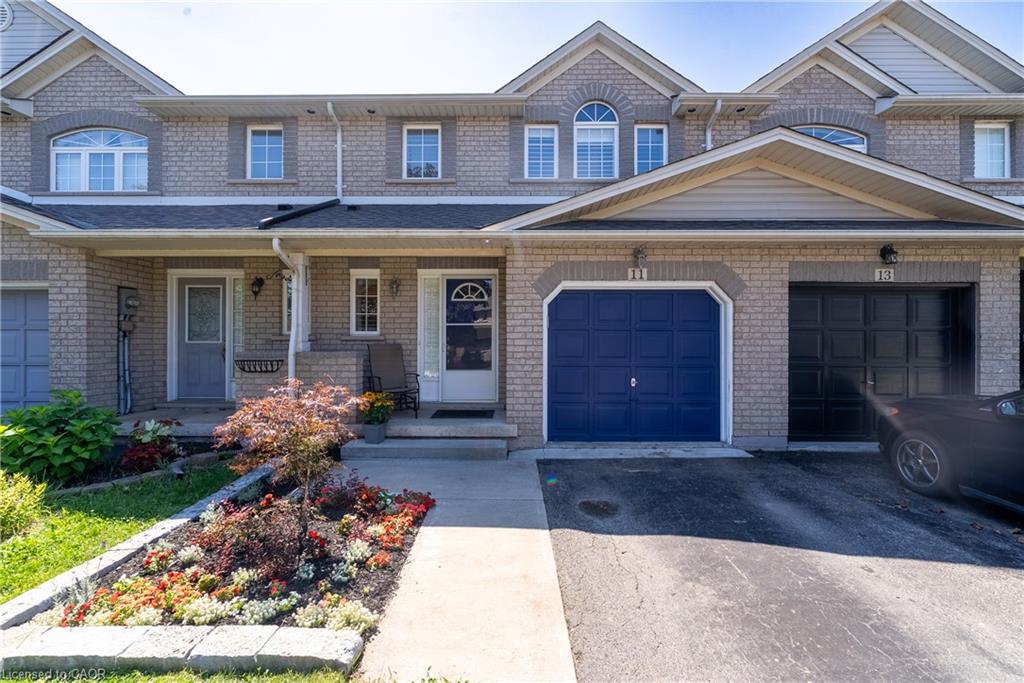 11 Elderberry Avenue Property Photo 1