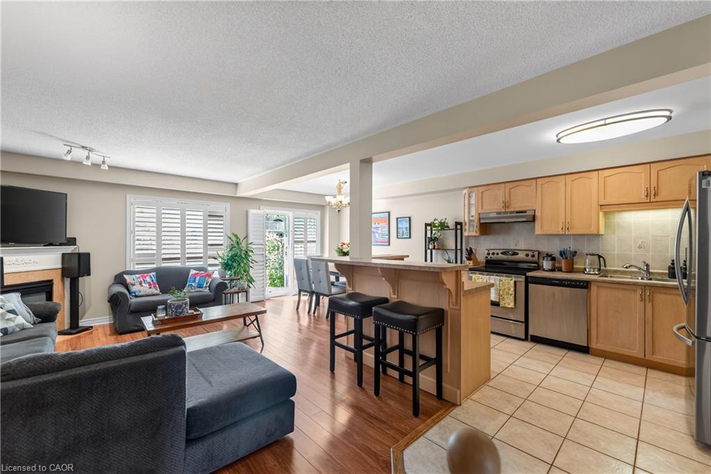 11 Elderberry Avenue Property Photo 10