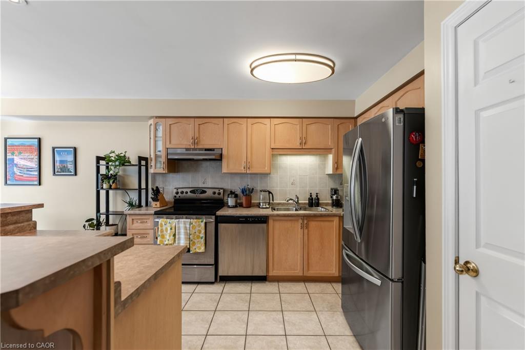 11 Elderberry Avenue Property Photo 11