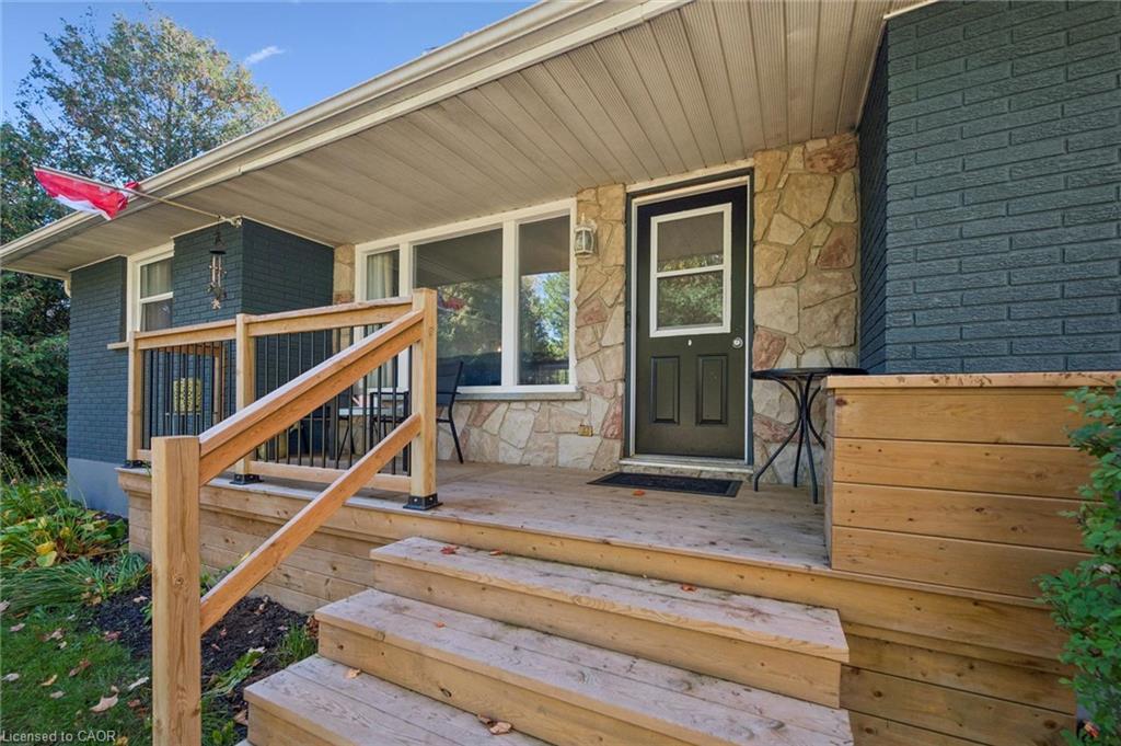 15 Emma Street Property Photo 3