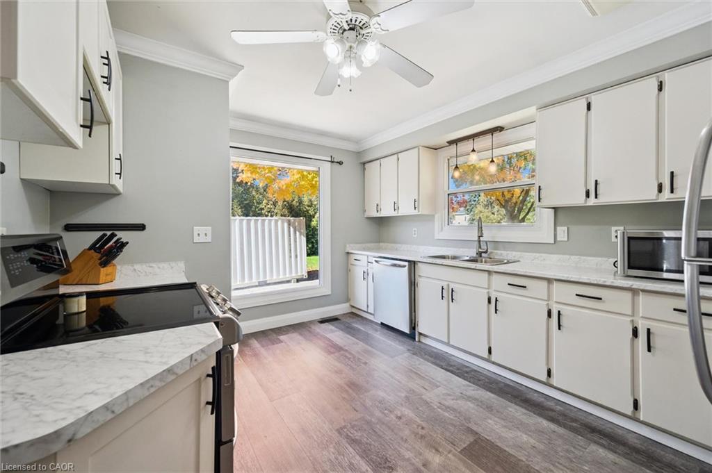 15 Emma Street Property Photo 7
