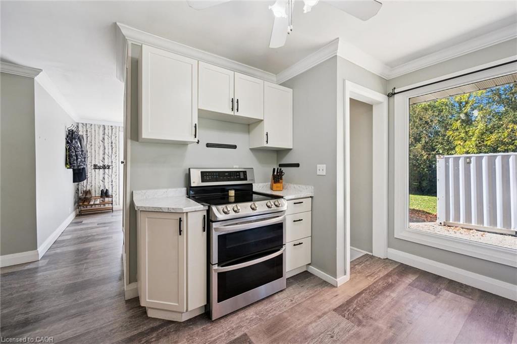 15 Emma Street Property Photo 9
