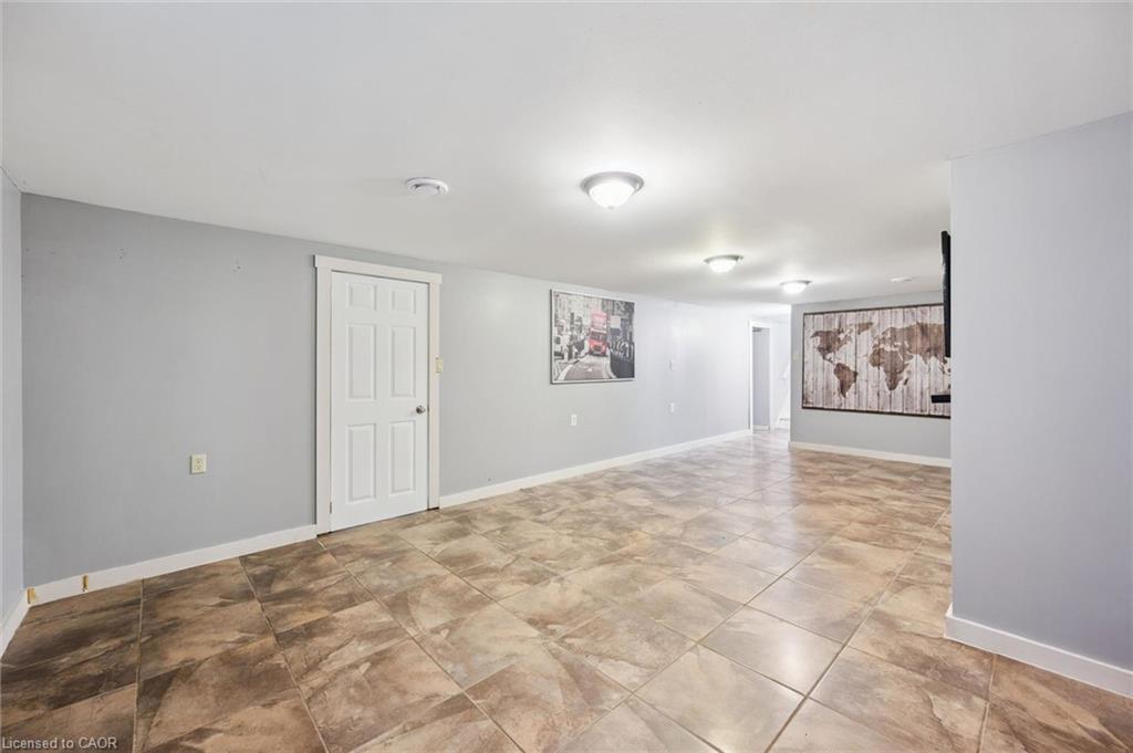 15 Emma Street Property Photo 18