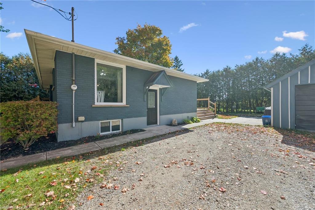 15 Emma Street Property Photo 21
