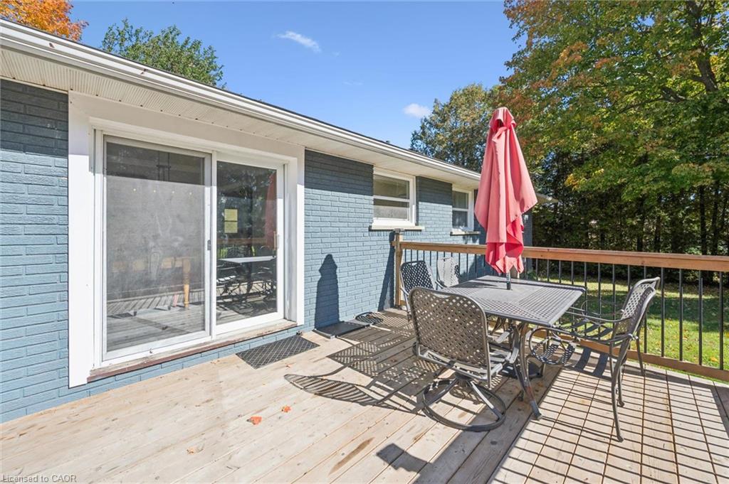 15 Emma Street Property Photo 29