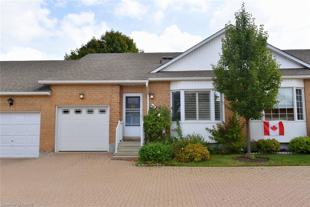 157 Silverbirch Boulevard Property Photo 1