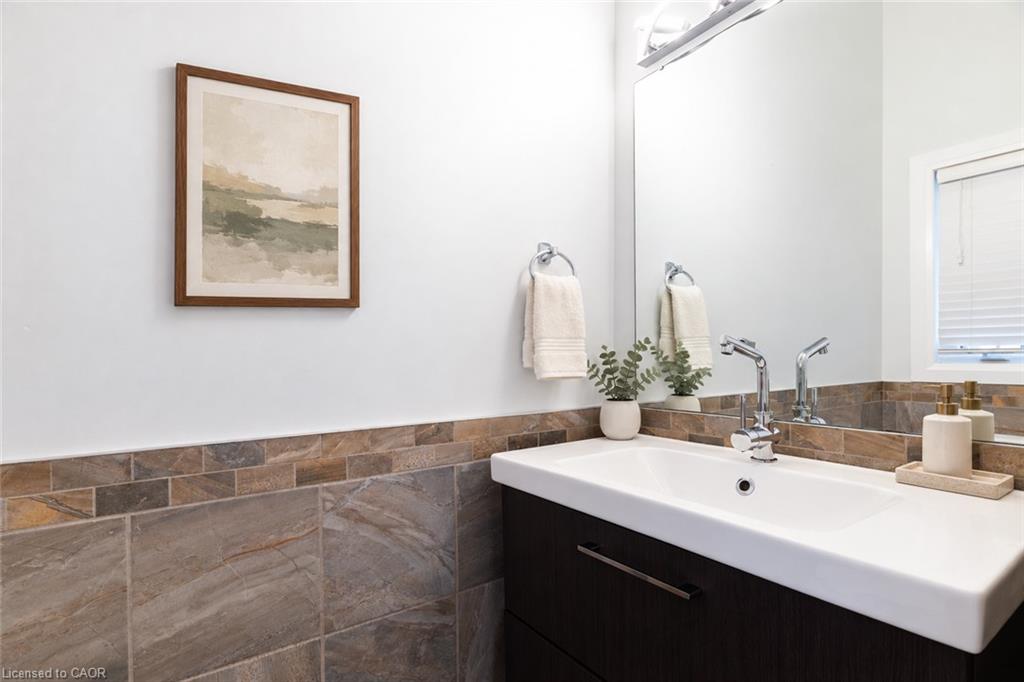 118 Brown Street Property Photo 6