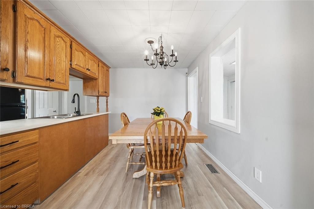 144 St George Street Property Photo 11