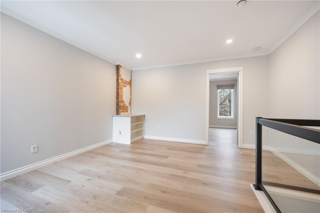 345 Macnab Street N Property Photo 2
