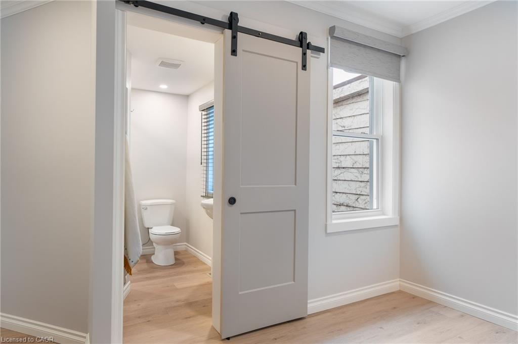 345 Macnab Street N Property Photo 4