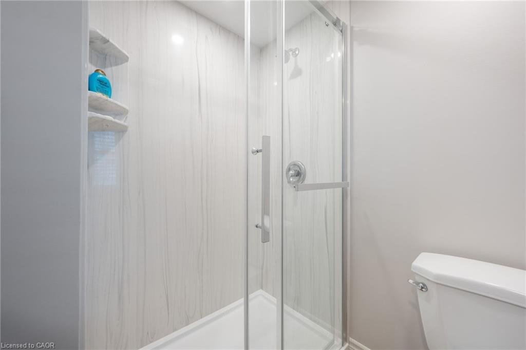 345 Macnab Street N Property Photo 6