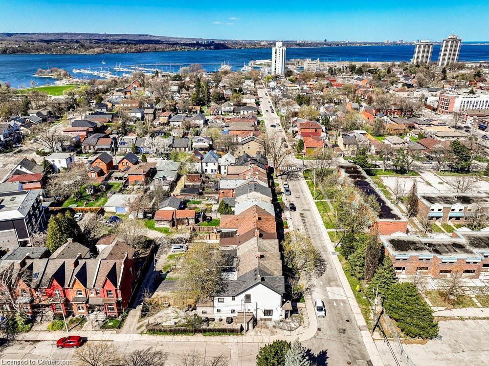 345 Macnab Street N Property Photo 16