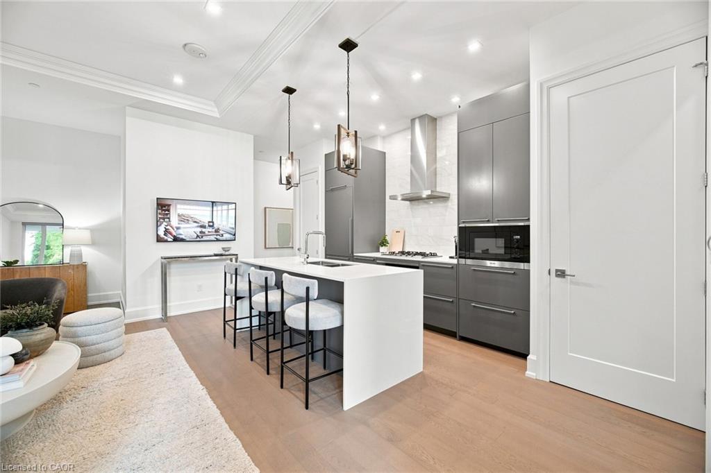 106-1441 Elgin Street Property Photo 8