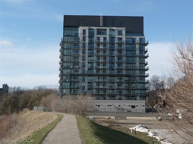 602-150 Water Street N Property Photo 1