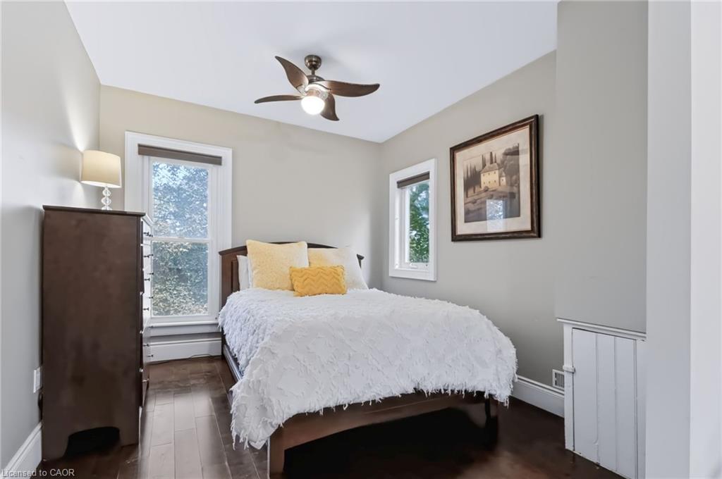 4245 William Street Property Photo 30