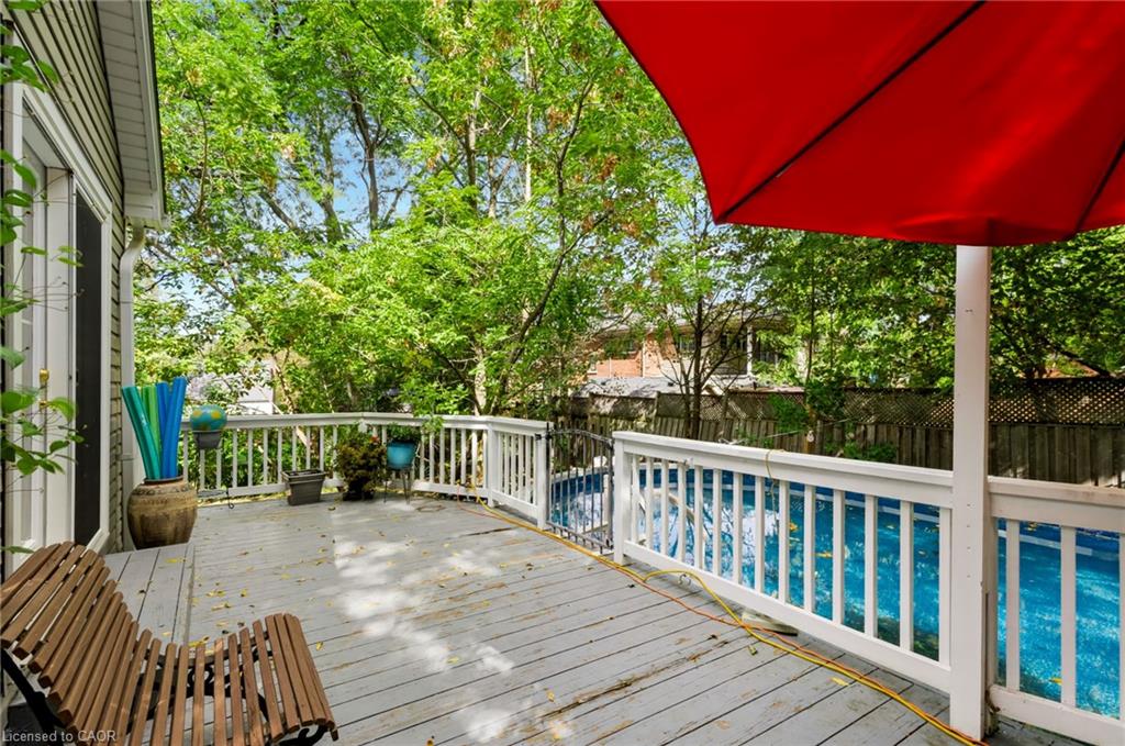4245 William Street Property Photo 42