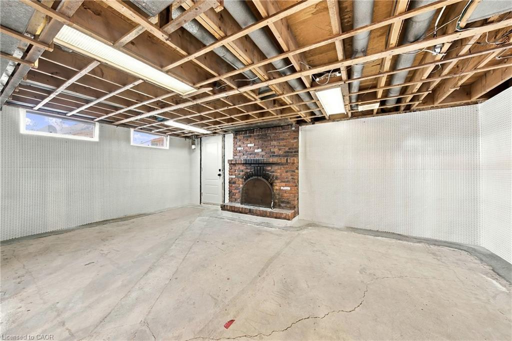 2429 Redfern Road Property Photo 14
