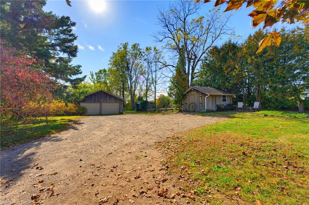 212 8th Concession Road E Property Photo 23