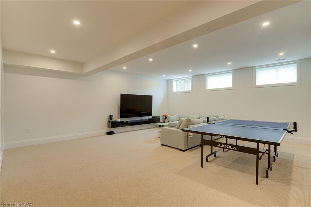 A-90 Margaret Avenue N Property Photo 36