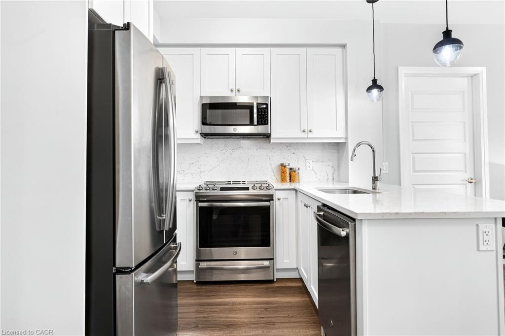 229-128 Grovewood Common Property Photo 10