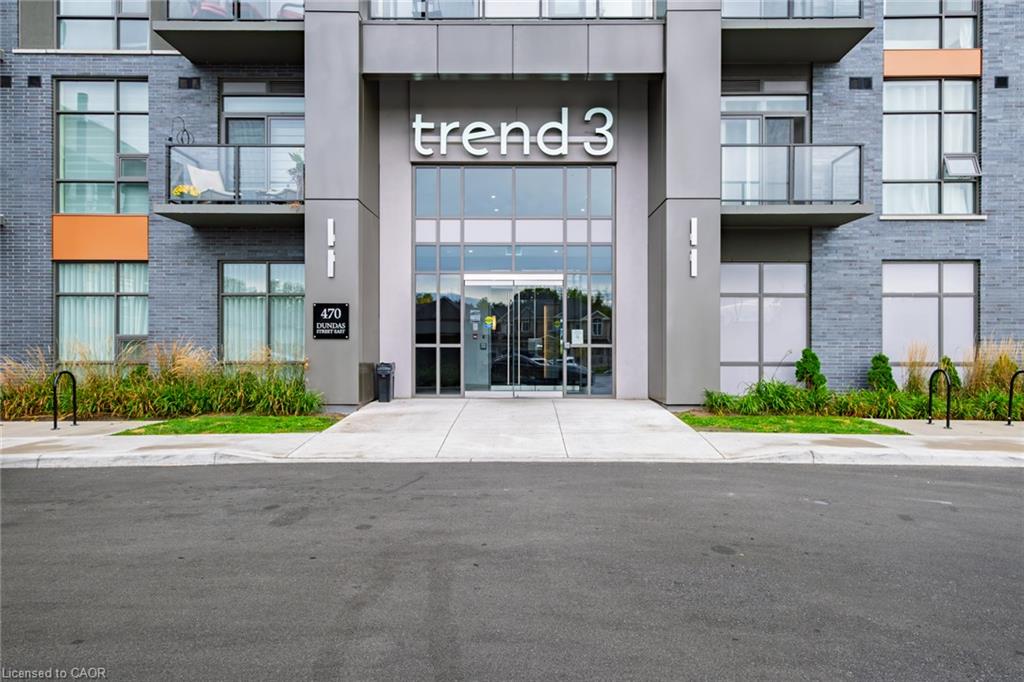 602-470 Dundas Street Property Photo 3