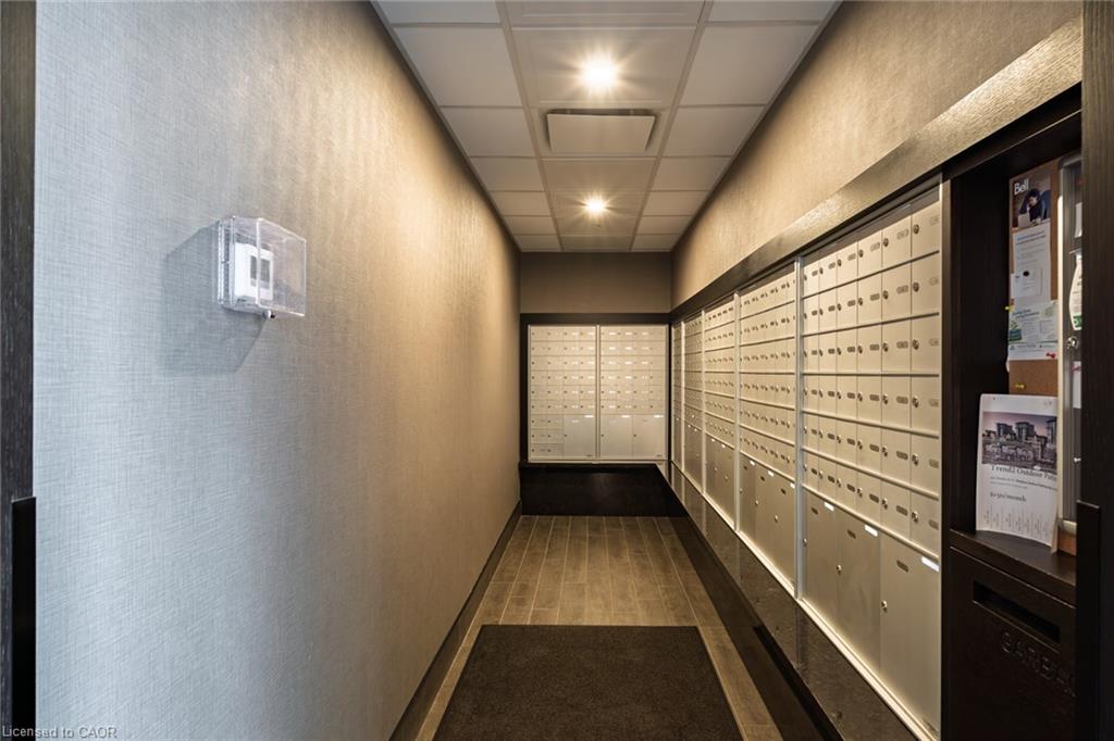 602-470 Dundas Street Property Photo 5