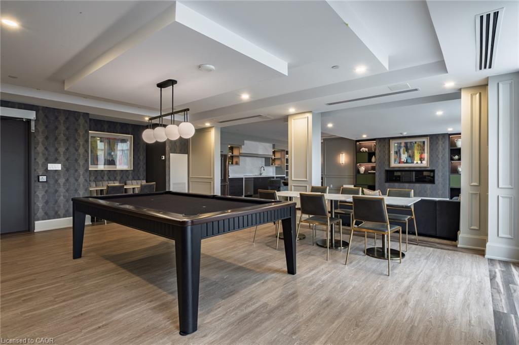602-470 Dundas Street Property Photo 9