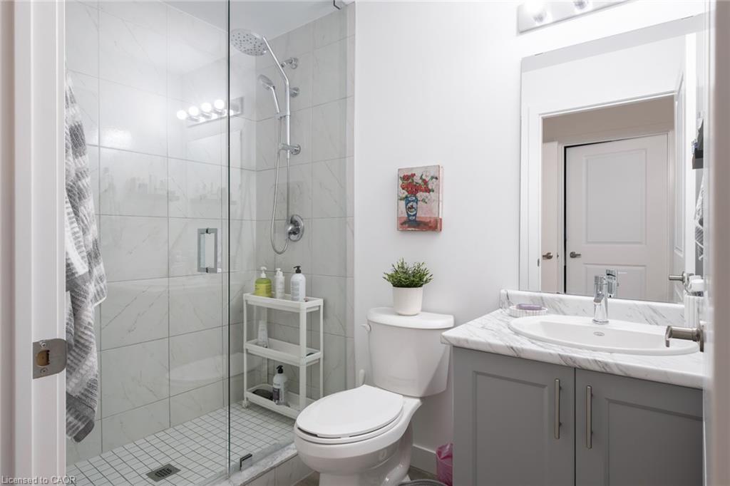 602-470 Dundas Street Property Photo 28