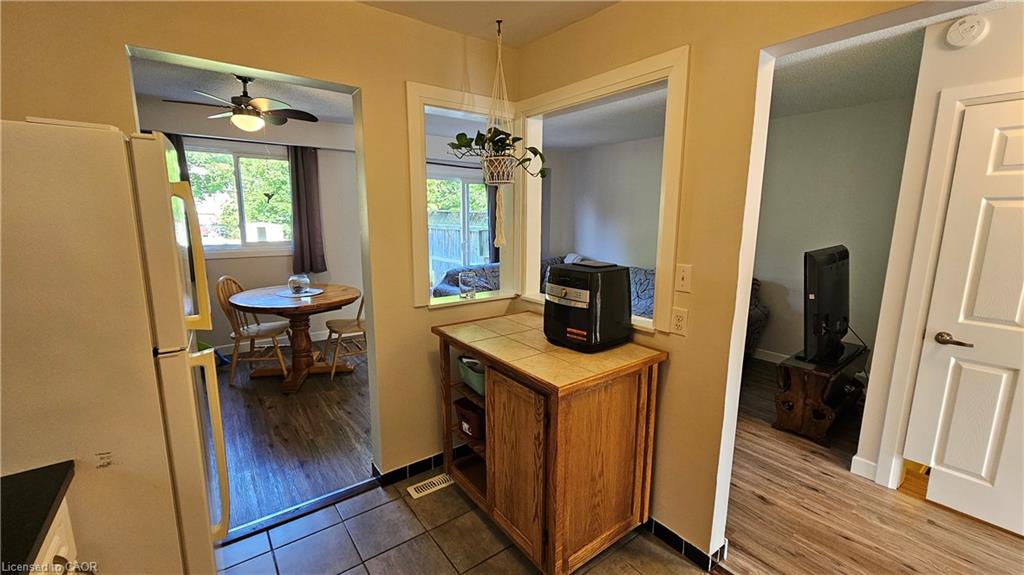 4 Parkside Drive Property Photo 11