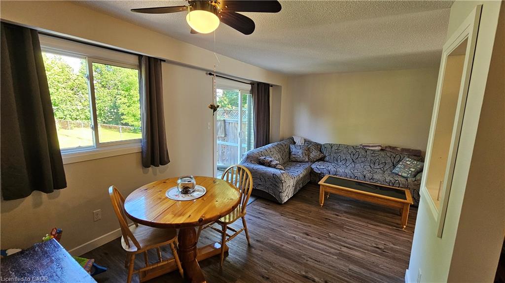 4 Parkside Drive Property Photo 12