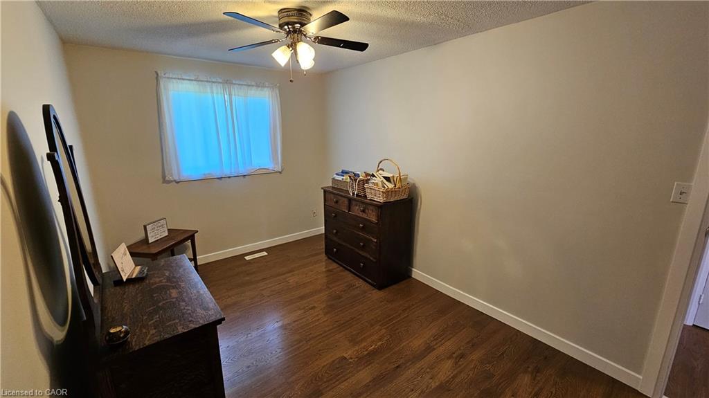 4 Parkside Drive Property Photo 24