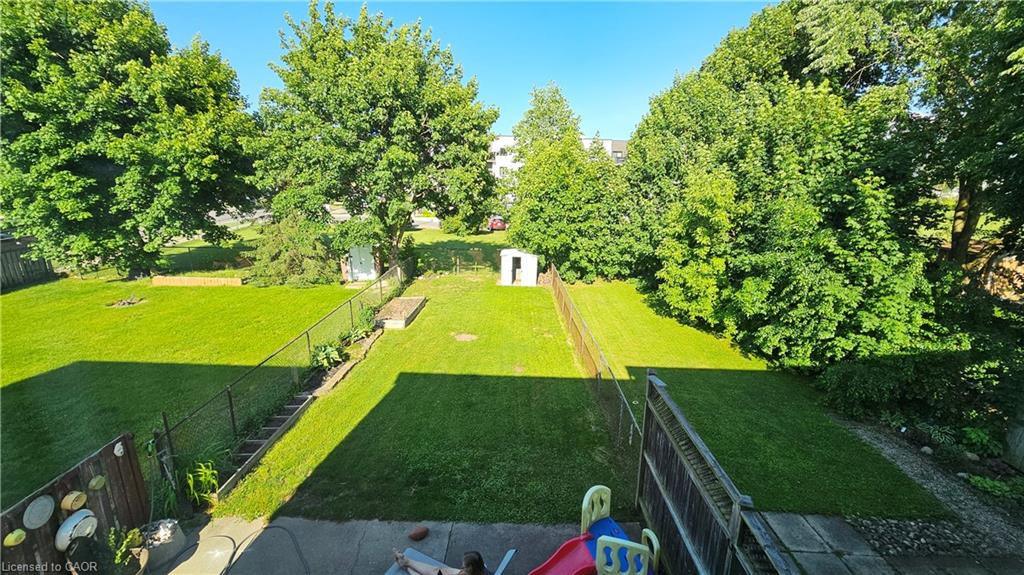 4 Parkside Drive Property Photo 27